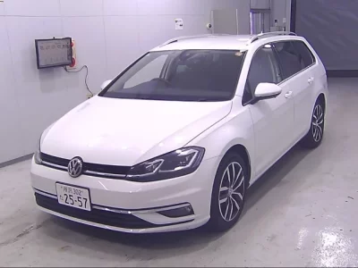Volkswagen GOLF VARIANT