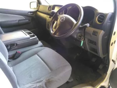 Nissan CARAVAN VAN