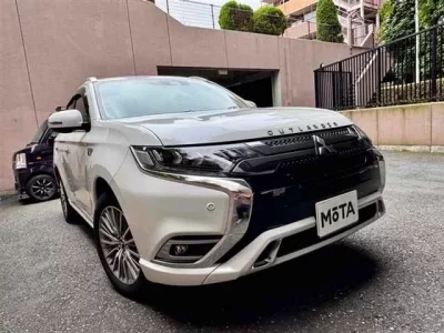 Mitsubishi OUTLANDER PHEV
