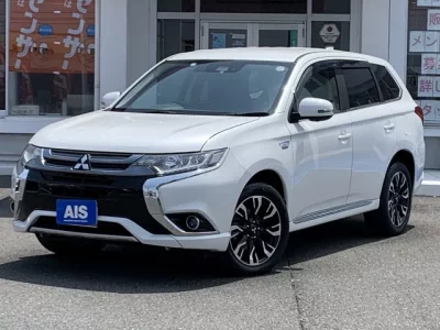 Mitsubishi OUTLANDER PHEV