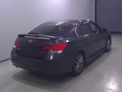Subaru LEGACY B4
