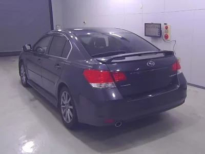 Subaru LEGACY B4