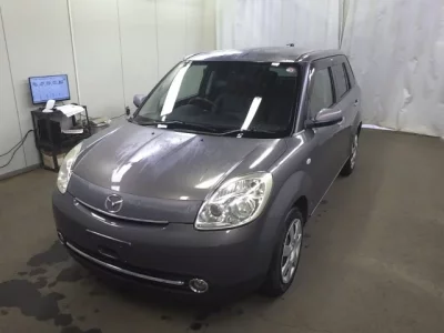Mazda VERISA
