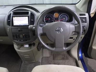 Nissan LAFESTA