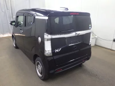Honda N BOX SLASH