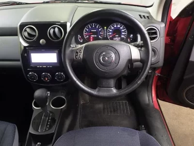 Mazda VERISA