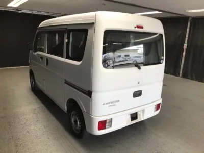 Mitsubishi MINICAB VAN