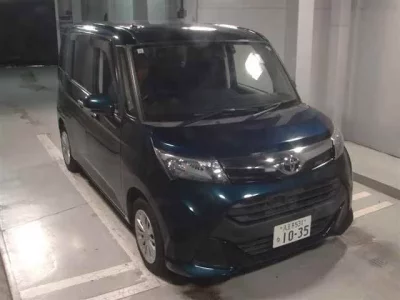 Toyota TANK