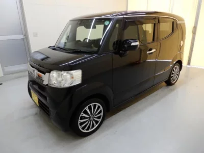 Honda N BOX SLASH