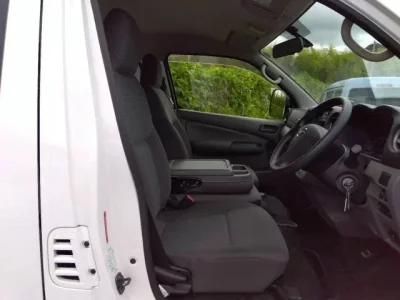 Nissan CARAVAN VAN