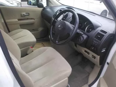 Nissan LAFESTA