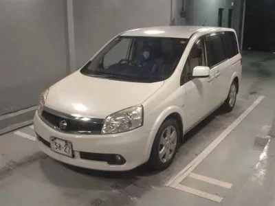 Nissan LAFESTA