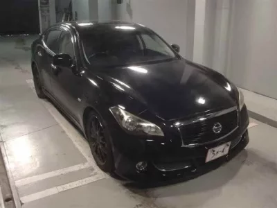 Nissan FUGA