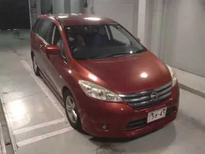Nissan LAFESTA