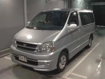Toyota HIACE REGIUS