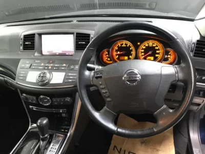 Nissan FUGA