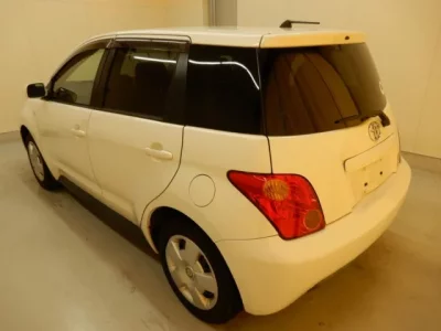 Toyota IST