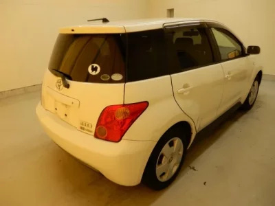 Toyota IST