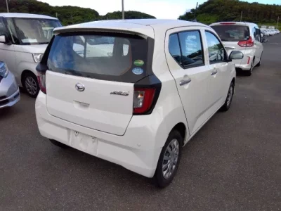 Daihatsu MIRA E S
