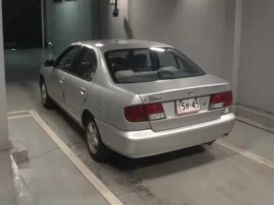 Nissan PRIMERA