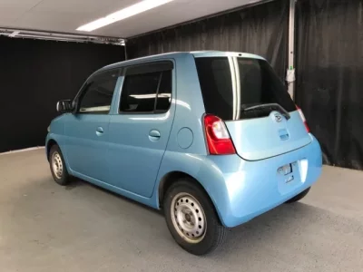 Daihatsu Esse