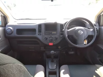 Nissan AD