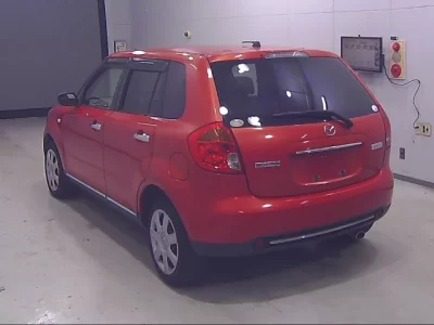 Mazda VERISA