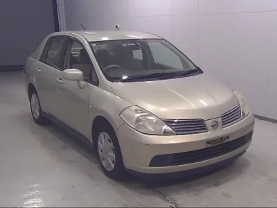 Nissan TIIDA LATIO