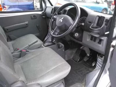 Mitsubishi MINICAB VAN