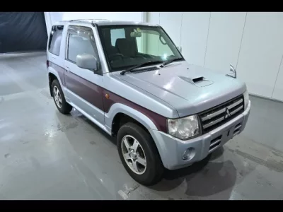 Mitsubishi PAJERO MINI