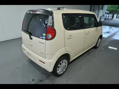 Suzuki MRWAGON