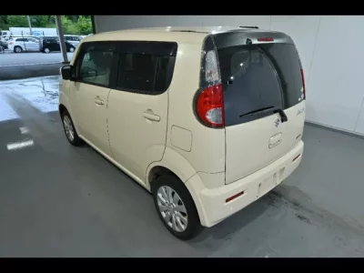 Suzuki MRWAGON