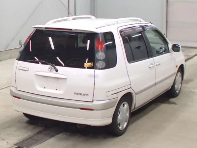 Toyota RAUM