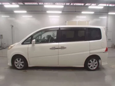 Honda STEP WAGON