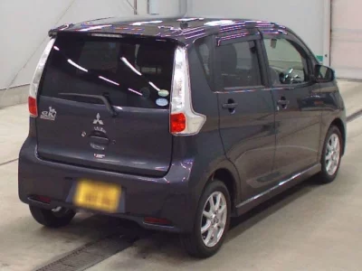 Mitsubishi EK CUSTOM