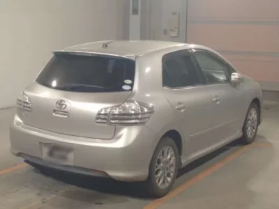 Toyota BLADE