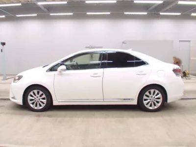 Lexus HS
