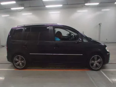 Volkswagen GOLF TOURAN
