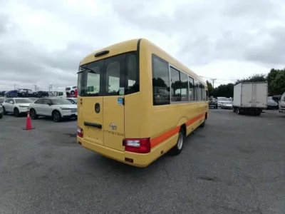 Toyota COASTER