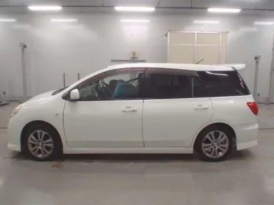 Nissan WINGROAD