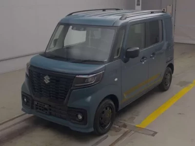 Suzuki SPACIA BASE