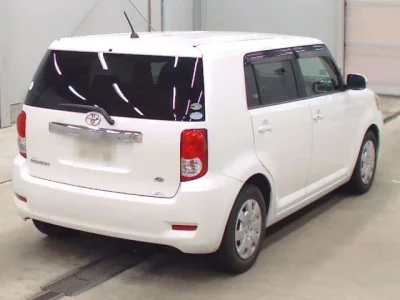 Toyota COROLLA RUMION