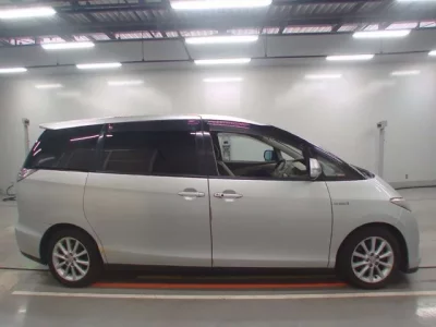 Toyota ESTIMA HYBRID