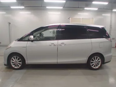 Toyota ESTIMA HYBRID