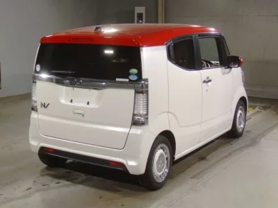 Honda N BOX SLASH