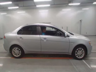 Mitsubishi GALANT FORTIS