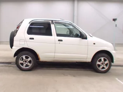 Daihatsu TERIOS KID