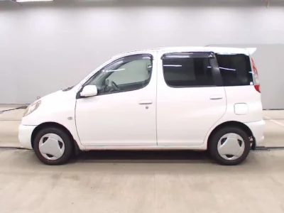 Toyota FUNCARGO