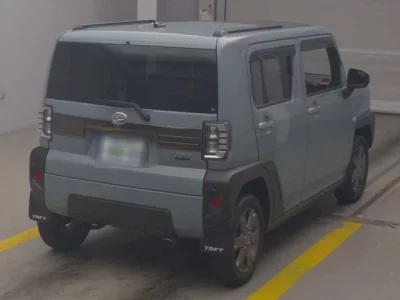 Daihatsu TAFT