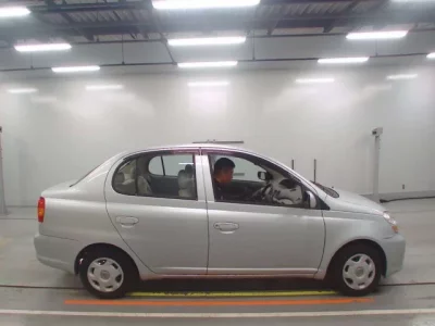 Toyota PLATZ